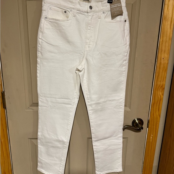 Madewell Denim - NWT Madewell The Perfect Jean. W28. White